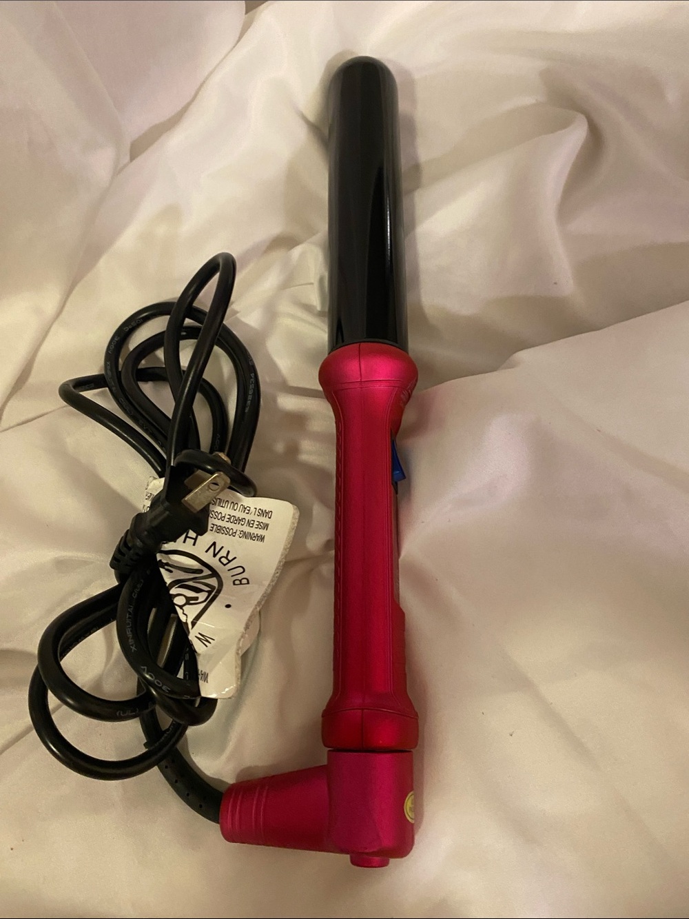 NuMe Hot Pink and Black Curling Wand